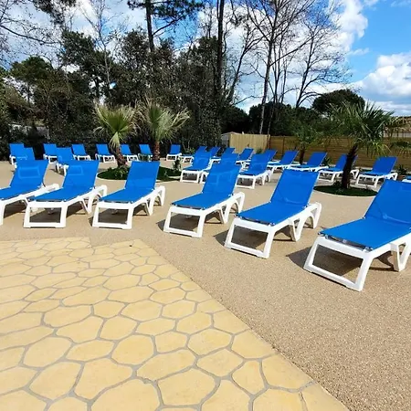 Bungalow De 2 Chambres Avec Piscine Partagee Sauna Et Wifi A Jean De Monts Nyaraló